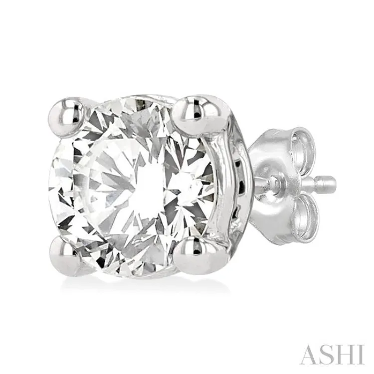 5/8 ctw Round Cut Diamond Stud Earring in 14K White Gold