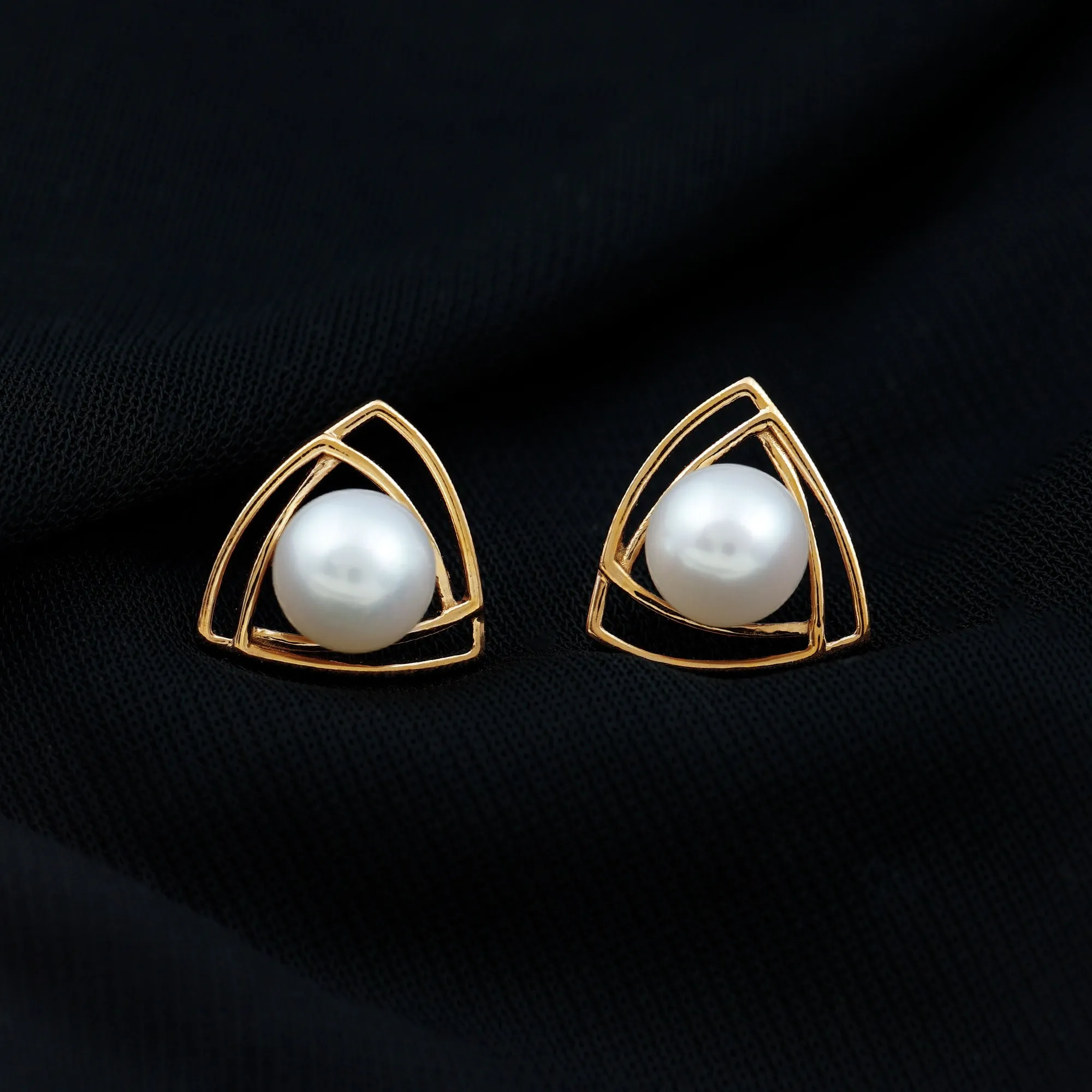 6 MM Bead Set Round Freshwater Pearl Solitaire Triangle Stud Earrings