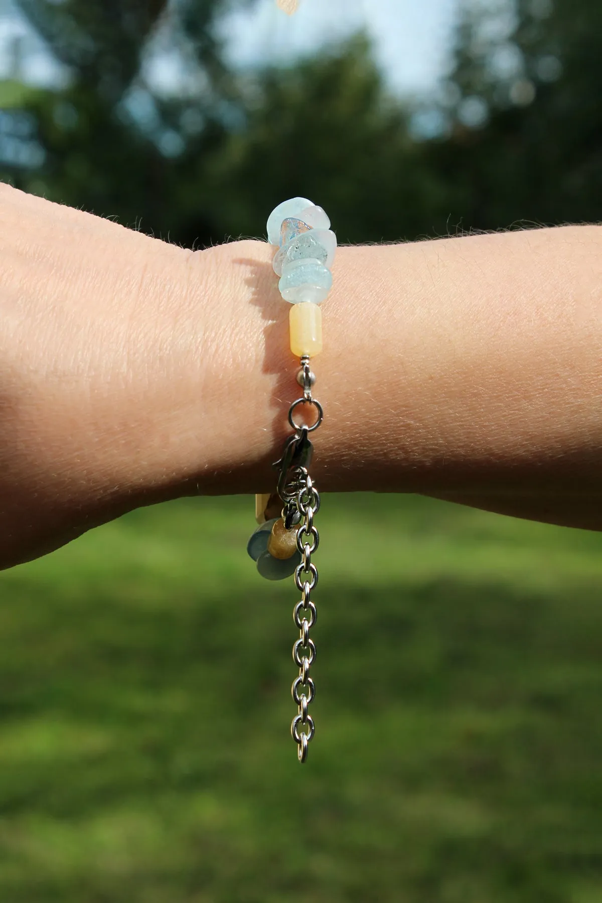 Agate Raw Crystal Aquamarine Bracelet with Steel Clasp