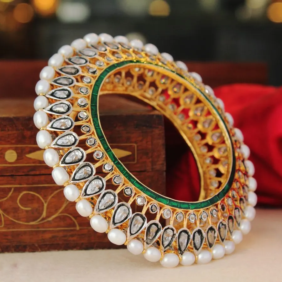 Bangle with Polkies and Pearls