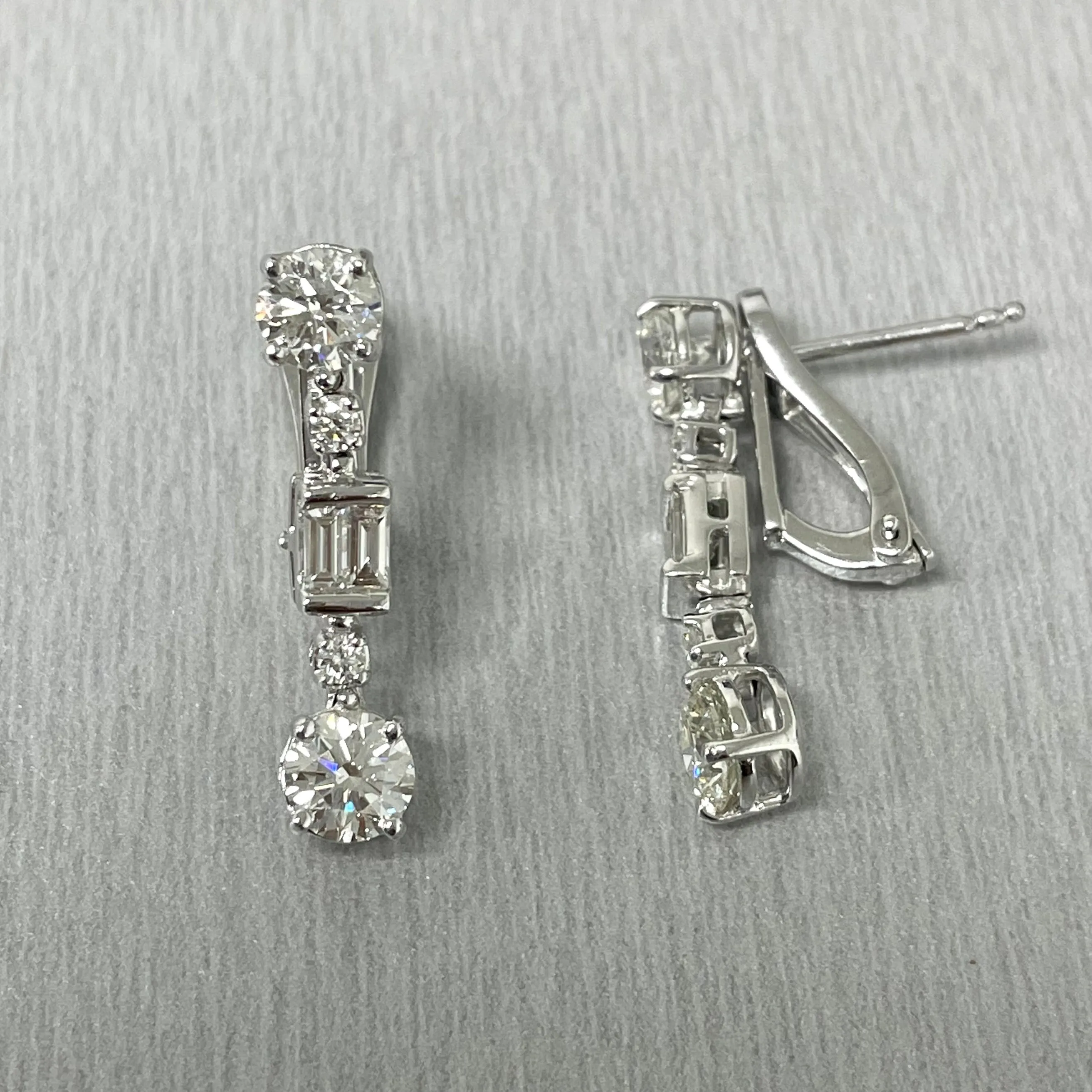 Beauvince Azea Diamond Earrings 3.71 Carat Diamonds in White Gold