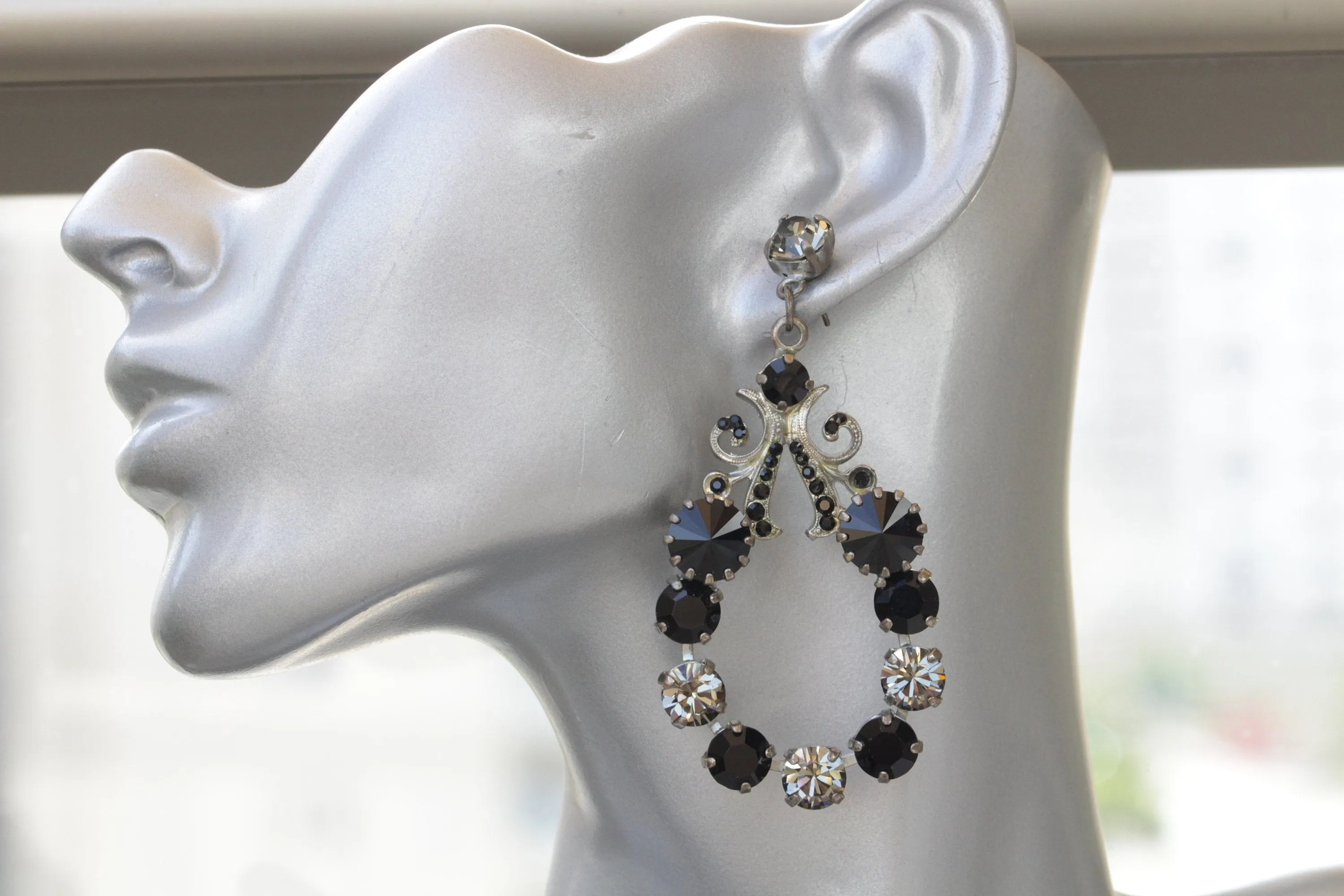 BLACK Gray HOOP EARRINGS