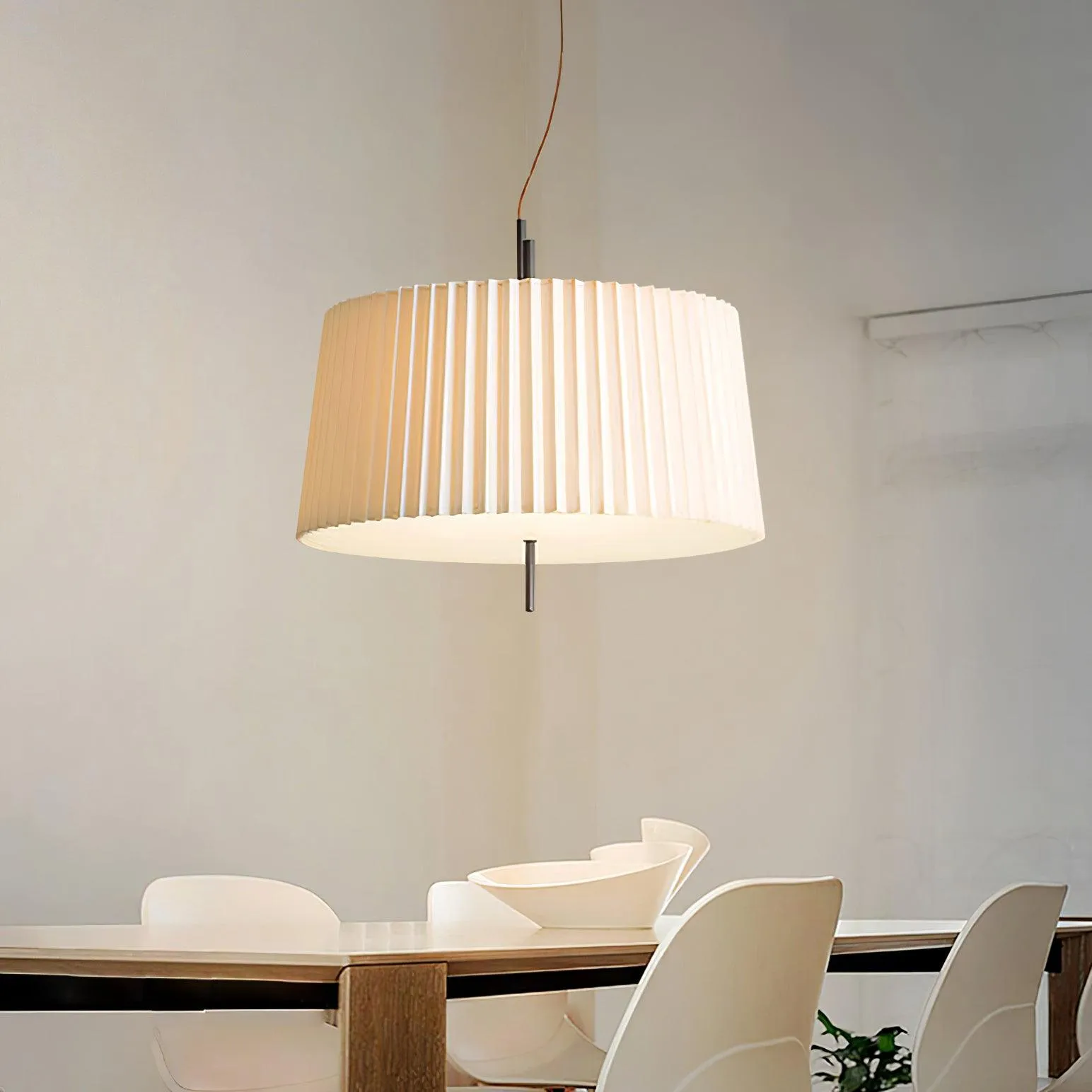 Folie White Pendant Light