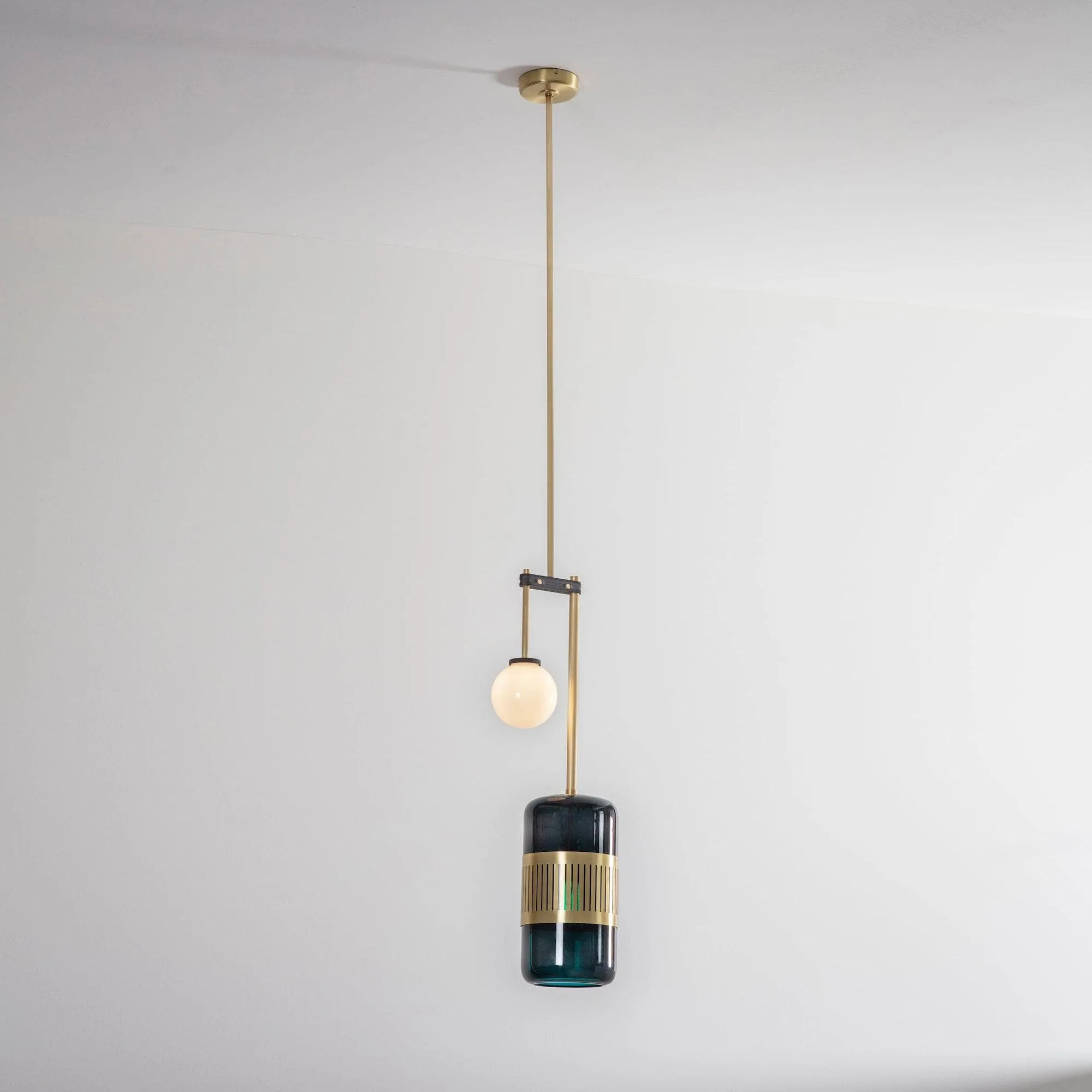 Lizak Pendant light