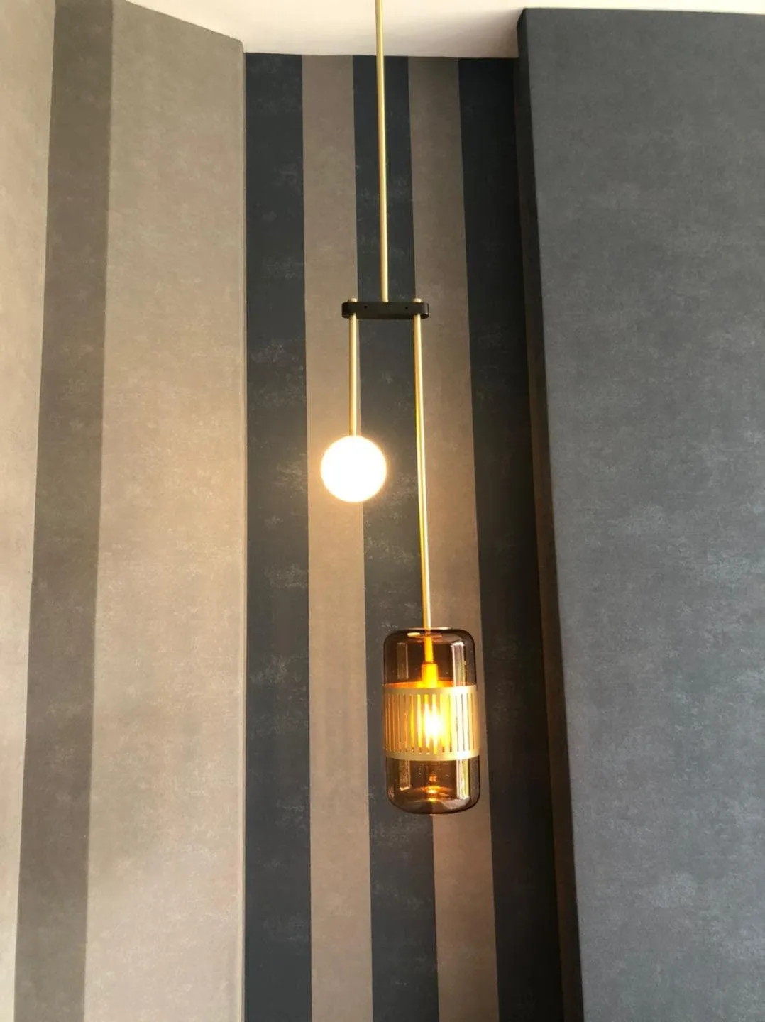 Lizak Pendant light