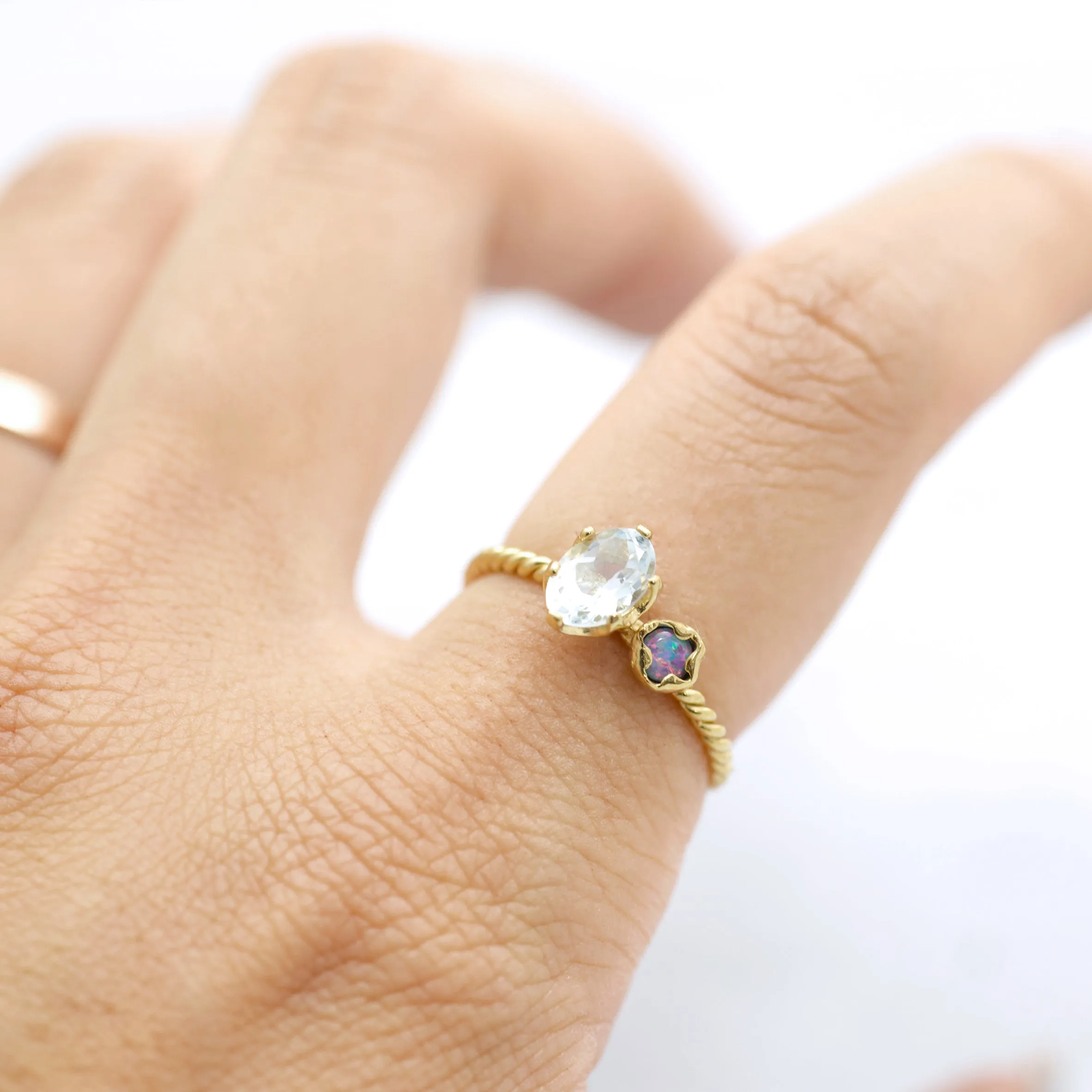 Match made in heaven Ring (twirling band) - 14K/ 18K Gold