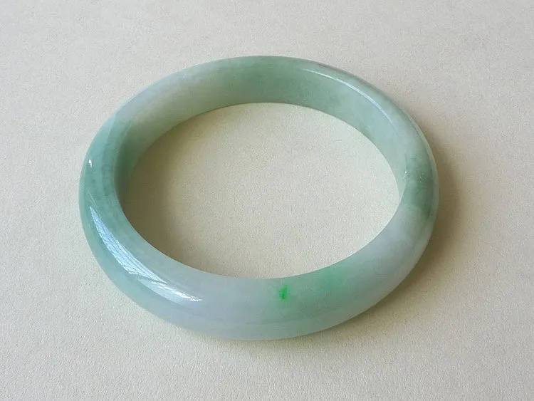 Natural Jade Bangle Jadeite Bangle Internal Diameter 59.3mm BER021