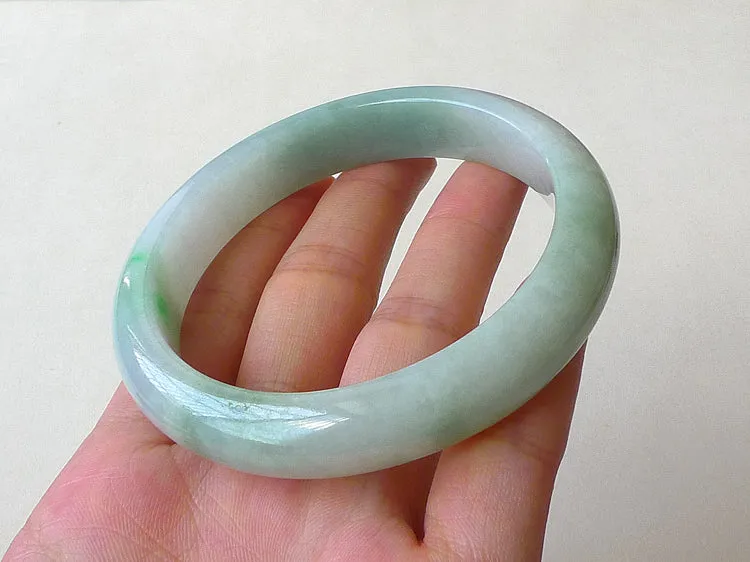 Natural Jade Bangle Jadeite Bangle Internal Diameter 59.3mm BER021