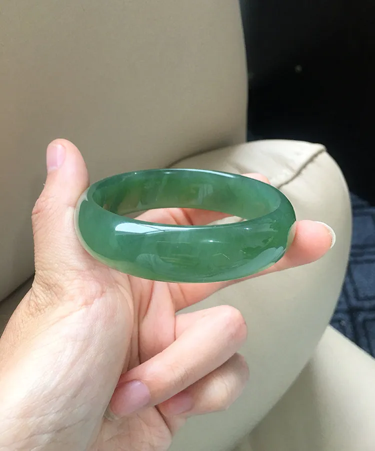 Natural Jade Bangle Nephrite Bangle Internal Diameter 56.1mm NBE030