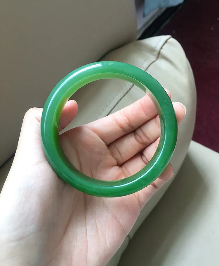 Natural Jade Bangle Nephrite Bangle Internal Diameter 60.5mm NBE032