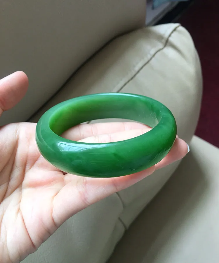 Natural Jade Bangle Nephrite Bangle Internal Diameter 60.5mm NBE032