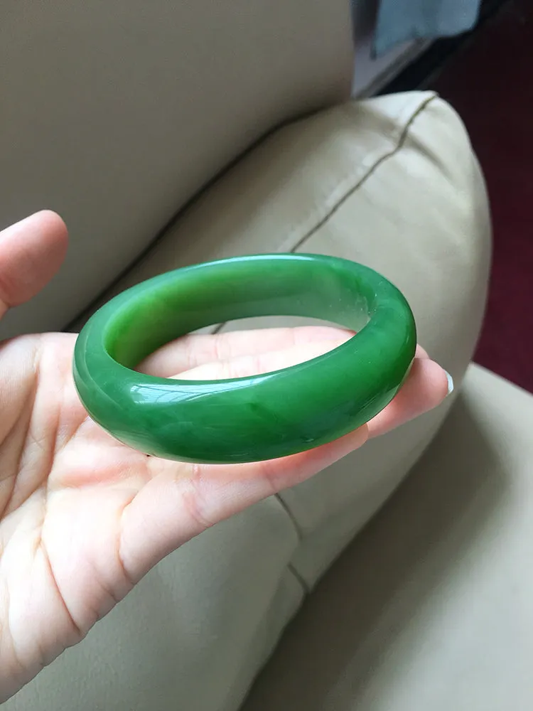 Natural Jade Bangle Nephrite Bangle Internal Diameter 60.5mm NBE032