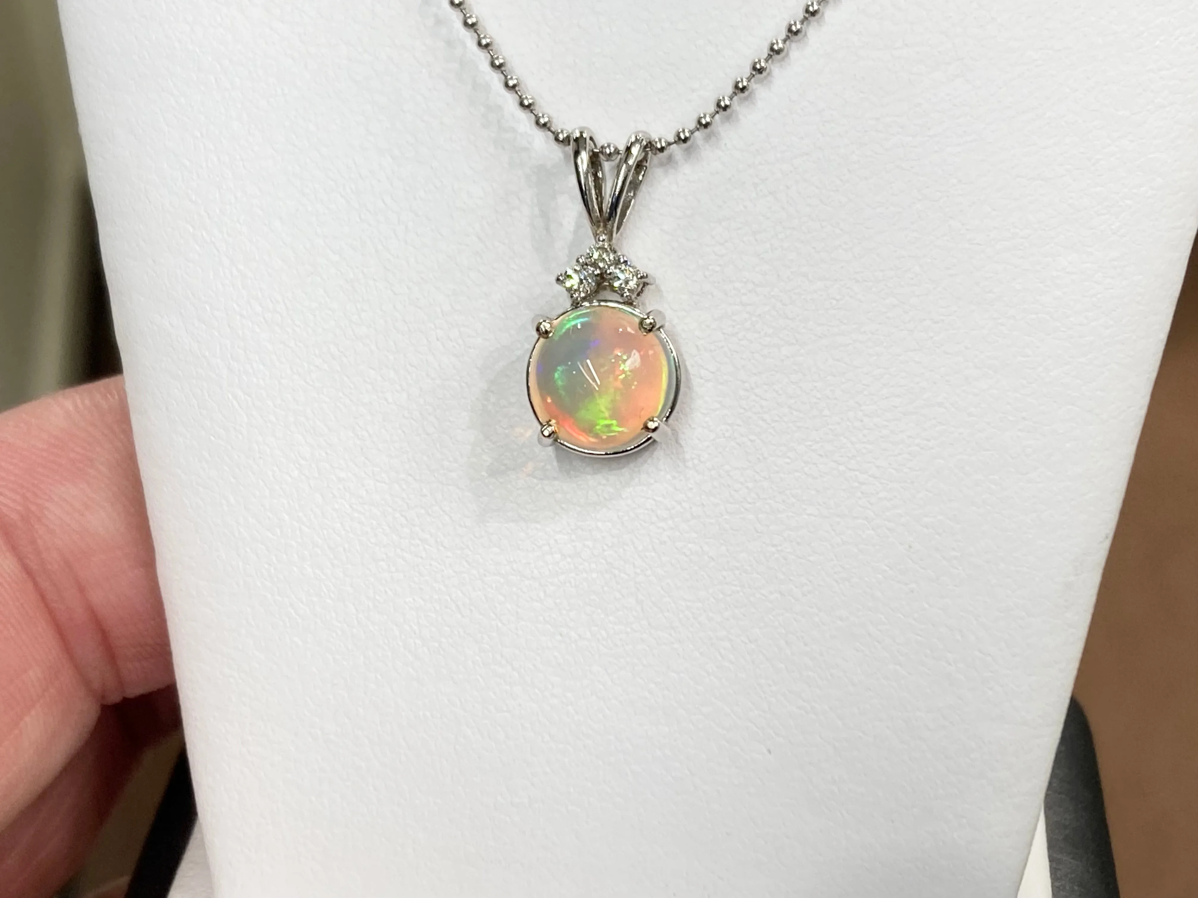 Opal And Diamond White Gold Pendant With Chain