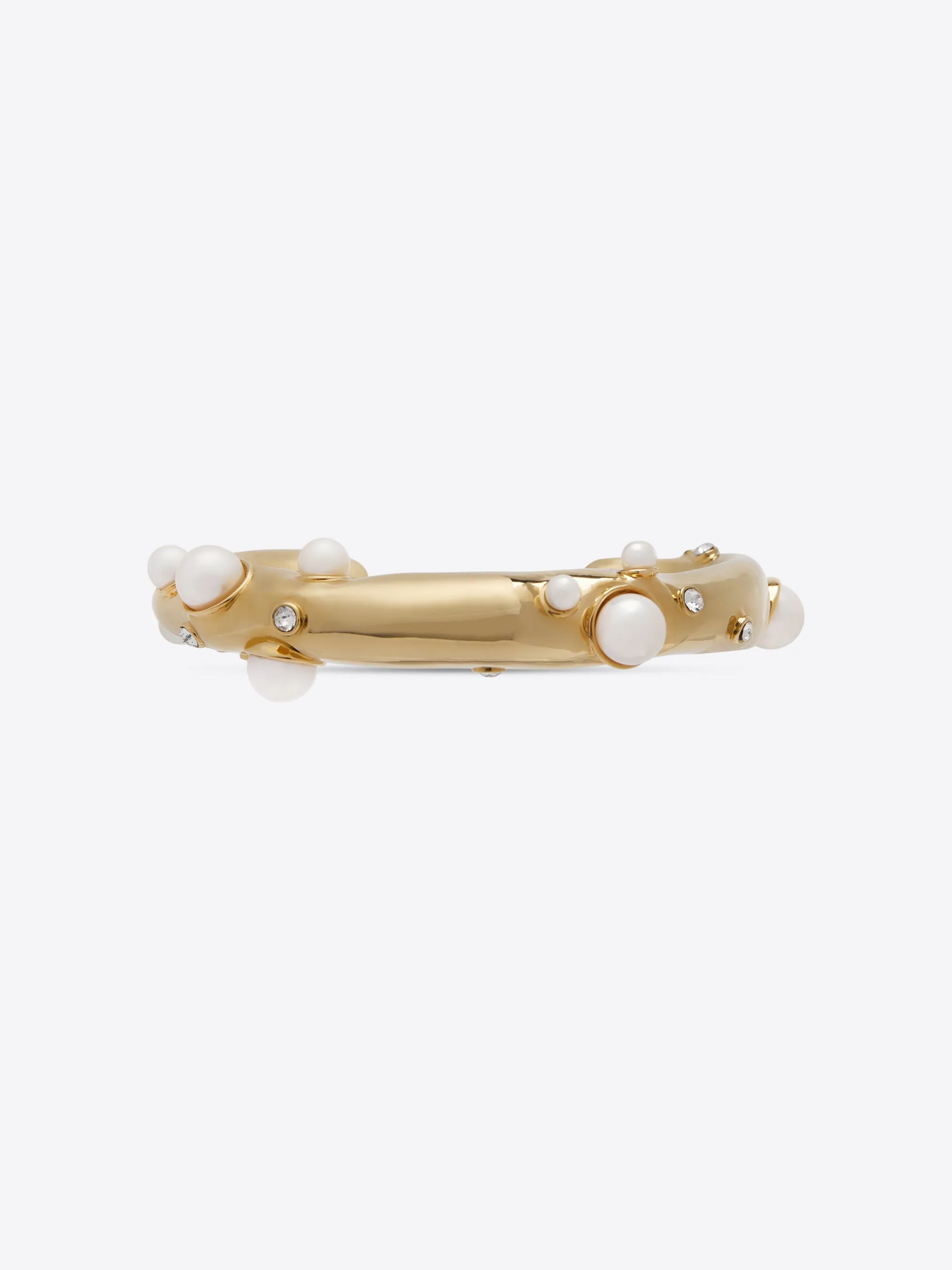 Pearl embedded cuff