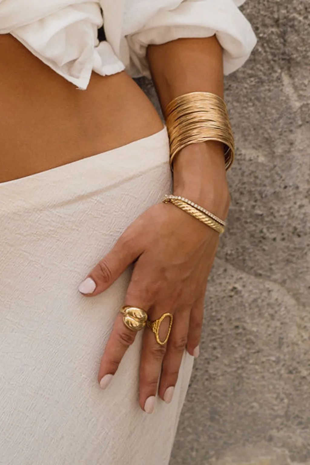 Piazza Gold Wire Cuff Bracelet