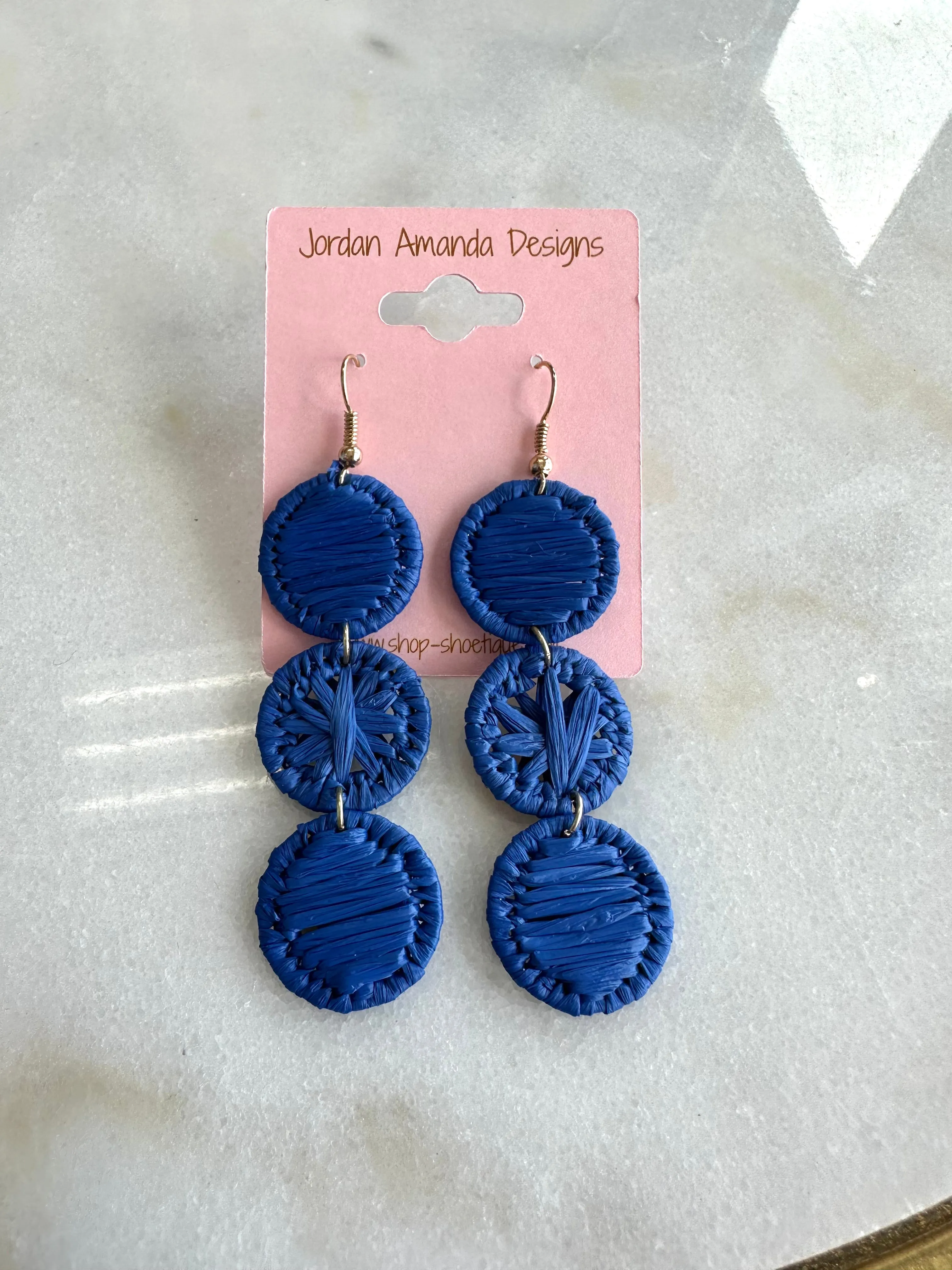 Round Raffia Dangle Earring